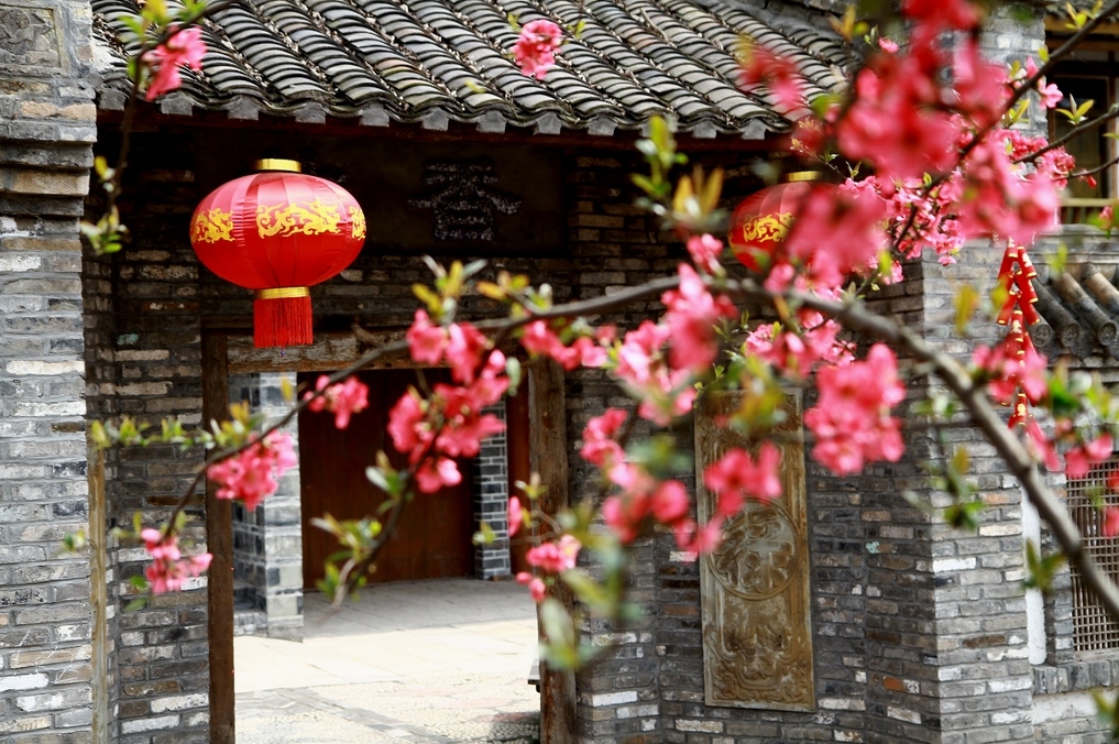 Huanglongxi Stream
